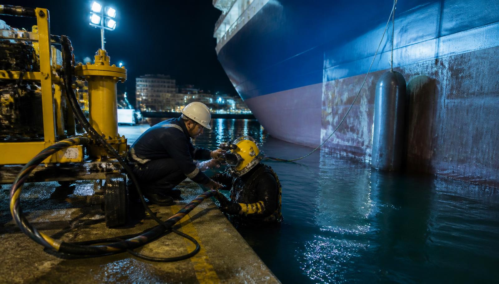 Emergency Repair Of A Vessel Stabilization System In A French Port